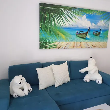 Residencia Albatros Ii *